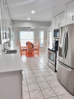 The Playful Pelican - Cape Coral - 1