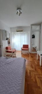 Ambiente con balcon en Palermo - Buenos Aires - 0