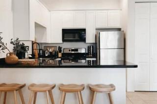 The Monarch - Chic 1BR Pools and Views in Old Town La Quinta - 6
