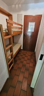 Cozy studio with balcony and communal pool - 4