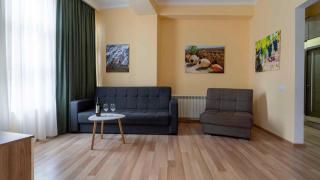 The Bright Beam Apartment - 2 Bedroom - Tbilisi - 0