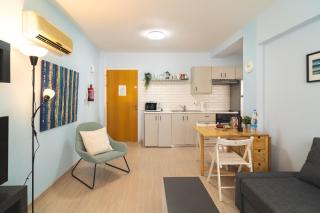 Helios Mackenzie One Bedroom Flat - 2