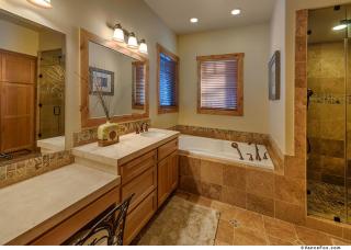 Caleb Drive 12802 by East West Hospitality - Truckee - 3