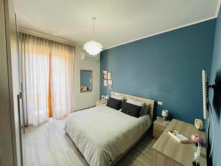 Modern Blue Apartment - 7