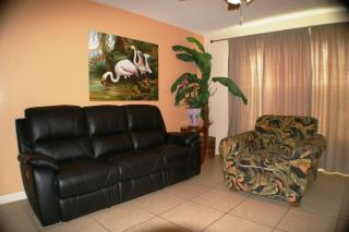 GV402 LUXURIOUS CONDO 3 min walk to beach, next Beach Park Isla Blanca - South Padre Island - 6