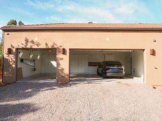 Sedona Bliss Estates -Sleeps 16- Hot Tub - 6