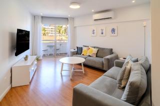 Finikoudes 3 Bedroom Seaview Flat - Larnaca - 5