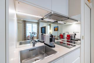 Appartement Cosy au cœur du Triangle d Or avec Climatisation - Parijs - 3