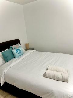 NEW Spacious 6 Guests House Sheffield WIFI Parking - 8