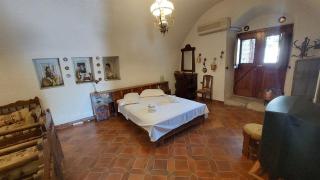 Stone House Foteini & Konstantinos quiet area, relaxation, beautiful garden - Leonidio - 0