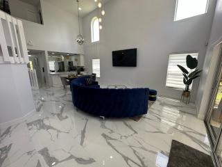 Modern Fully updated Southern Dunes Home - Golf Course Views - Haines City - 6