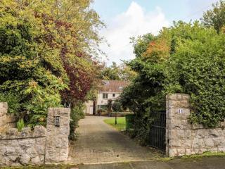 Queen's Cottage - Colwyn Bay - 9
