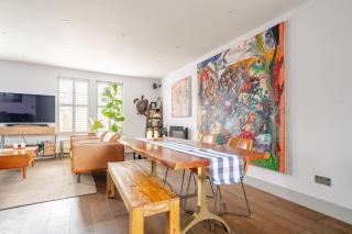 Luxurious & Modern 2 bedroom Notting Hill Townhouse - 9
