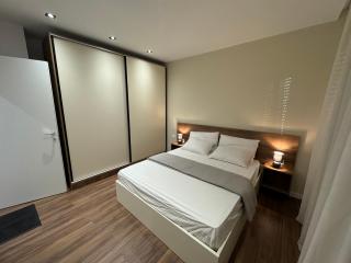 Old Bazaar apt 24 - Tirana - 7