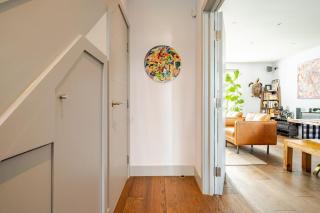 Luxurious & Modern 2 bedroom Notting Hill Townhouse - 8