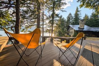 Cozy Lakefront Cabin - 4