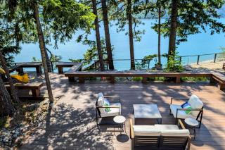 Cozy Lakefront Cabin - Ronald - 3