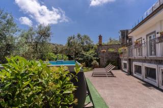 Villa Milena Modern Elegance Views and Guest Services - Sorrento - 5