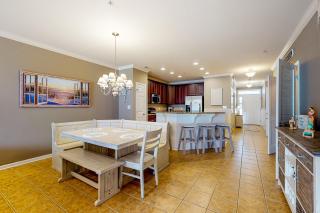 Sunset Island - 35 Fountain 4D - 4