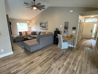 Fully Updated Pool Villa Southern Dunes - Haines City - 1