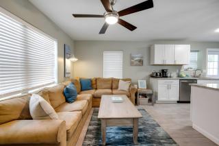 Sea Breeze House- 3 bd 2 ba 5 min walk to beach - 3