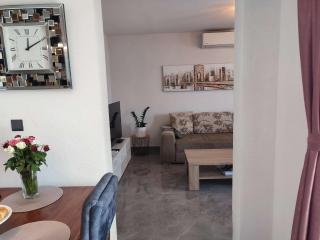 Apartments with parking space Dugi Rat, Omis - 23115 - Dugi Rat - 4