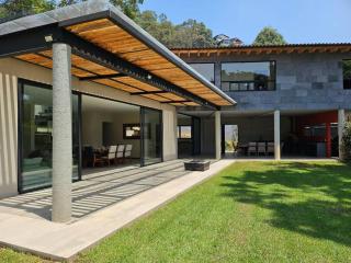 Villa en el Bosque de Avándaro - Vista al Lago - Valle de Bravo - 3