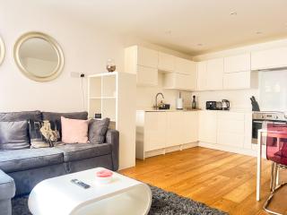 Omega Terrace, Luxury Modern Interior, Located Close To Alexandra Palace - Londra - 6