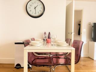 Omega Terrace, Luxury Modern Interior, Located Close To Alexandra Palace - 3