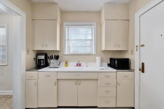Cozy modest apartment sleeps 6 - Anniston - 6