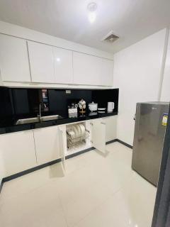 Fully Furnished Townhouse - 8