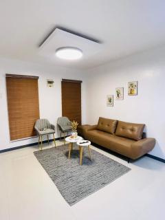 Fully Furnished Townhouse - 4