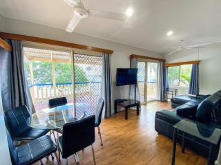 Ocean Shores UP - Burrum Heads- Riverfront - Pool -2BR - Toogoom - 8