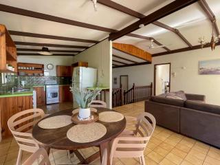 Moonshadow-Burrum Heads- Beachfront- 3BR- Water Views - 5