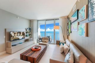 Lyfe Resort Stunning 2 BDR Modern On the Ocean - Hollywood - 0