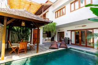 Villa Michelia - Munggu - 8