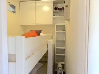 Appartement 2 pièces coin nuit, balcon sud, proche plage et commerces, garage inclus, 5 couchages - FR-1-251-838 - Bormes-les-Mimosas - 3