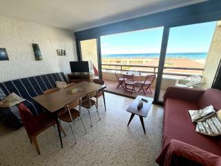 Appart 2 pièces à 50m plage avec balcon et parking, 6 couchages - FR-1-229C-99 - 0