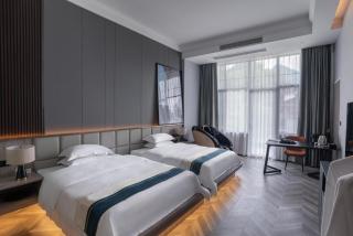 Yangshuo Pleasure River View Resort Hotel - 7