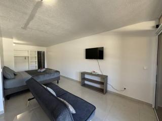 NEW - Rangiroa Studio- Wifi,A-C - Te Auae - 7
