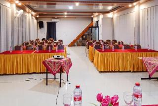 RedDoorz Plus at New Favour Hotel Gunung Dempo - 3