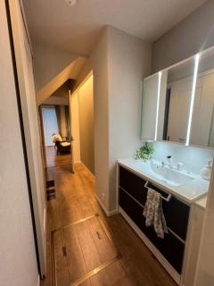 Crystal Flame Lodge Koshi 7 - Yuge - 1