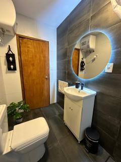 Casa independiente con estufa a leña - 1