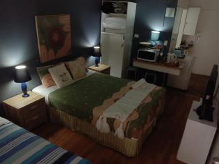 Bargara Beach Motor Inn budget accommodation pet friendly on application - Bargara - 4