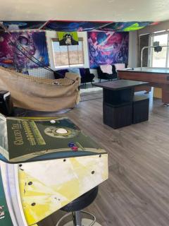 Desert Dimension House - Sunfair Heights - 1
