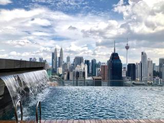 KLCC view luxury suites & KLCC view sky pool at Regalia Residence - 0