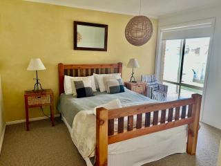 Lazy Sails Starboard - Pets welcome inside WiFi - 1