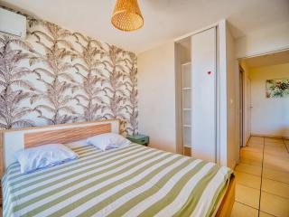 Vittoria - chambre climatisée, vue mer, proche des impôts - Saint-Denis - 5