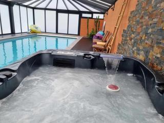 Gîte de charme avec piscine, spa et sauna - Tout inclus, à Beaurepaire-sur-Sambre, Parc Naturel Avesnois - FR-1-510-213 - - 0