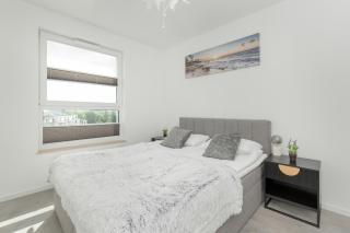 Nowoczesny Apartament z Parkingiem w Gdansku by Noclegi Renters - Gdańsk - 9